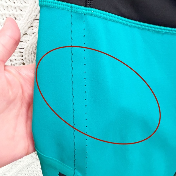LULULEMON | Capri Workout Pants Teal and Black 6 - Picture 10 of 11